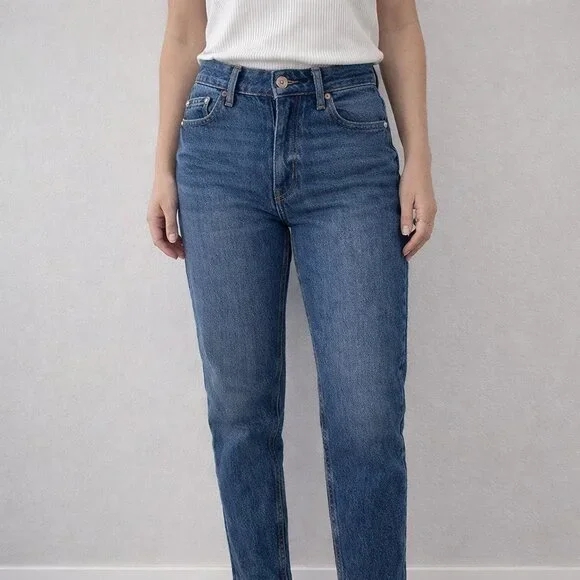 *Zara Mom's Fit NWT Straight Leg Jeans (US 0/ UK 32) - Picture 1 of 6
